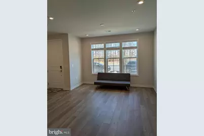 43525 Moorefield Boulevard, Ashburn, VA 20148 - Photo 3