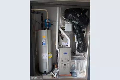 43541 Moorefield Boulevard, Ashburn, VA 20148 - Photo 35