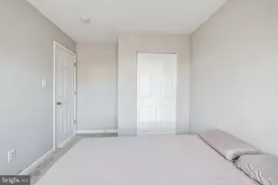 45545 Clear Spring Terrace, Sterling, VA 20165 - Photo 23