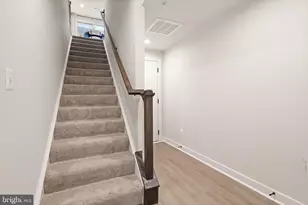 42595 Pitlochry Ter, Sterling, VA 20166 - Photo 9