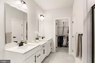 42595 Pitlochry Ter, Sterling, VA 20166 - Photo 23