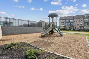 1023 Inferno Ter SE, Leesburg, VA 20175 - Photo 27