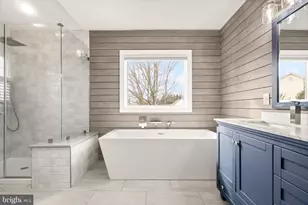 608 E G St, Purcellville, VA 20132 - Photo 23