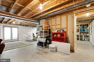 608 E G St, Purcellville, VA 20132 - Photo 39