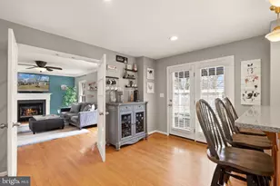 608 E G St, Purcellville, VA 20132 - Photo 11