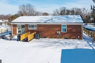 9 Honeybee Ave, Round Hill, VA 20141 - Photo 23