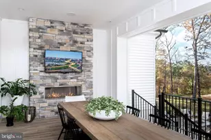 41624 Misty Dawn Dr, Ashburn, VA 20148 - Photo 5