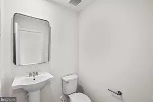 42121 Picasso Sq, Ashburn, VA 20148 - Photo 33