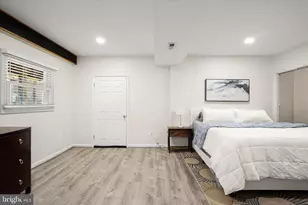 709 W Poplar Rd, Sterling, VA 20164 - Photo 33