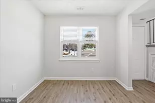 406 Crestwood St SW, Leesburg, VA 20175 - Photo 5