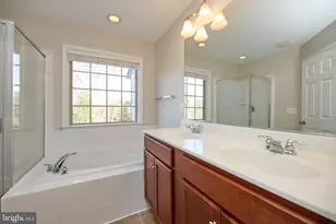 42612 Galbraith Square, Broadlands, VA 20148 - Photo 25