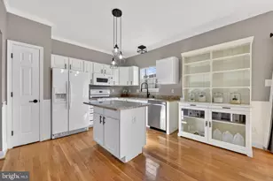 539 Tuliptree Square NE, Leesburg, VA 20176 - Photo 3