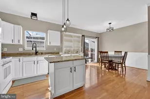 539 Tuliptree Square NE, Leesburg, VA 20176 - Photo 5