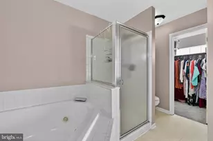 539 Tuliptree Square NE, Leesburg, VA 20176 - Photo 21