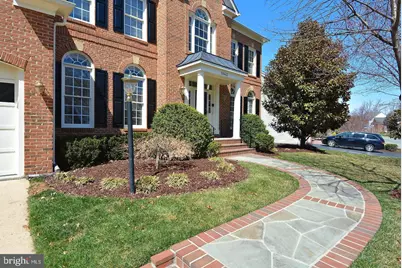 20443 Cliftons Point Street, Sterling, VA 20165 - Photo 3