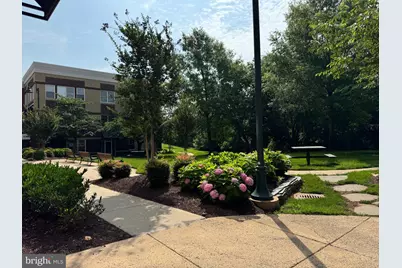 44075 Pipeline Plaza #110, Ashburn, VA 20147 - Photo 39