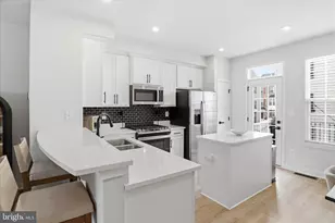 42552 Antonia Ter, Sterling, VA 20166 - Photo 15