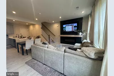 1118 Madeira Terrace SE, Leesburg, VA 20175 - Photo 3