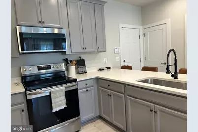 1118 Madeira Terrace SE, Leesburg, VA 20175 - Photo 11