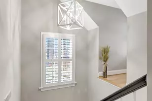 24154 Corktree Ln, Aldie, VA 20105 - Photo 29