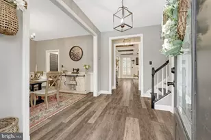 24154 Corktree Ln, Aldie, VA 20105 - Photo 11