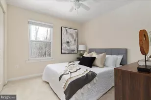 904 Old River Way Ct, Sterling, VA 20164 - Photo 17