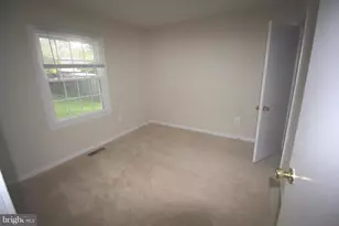 605 W Maple Ave, Sterling, VA 20164 - Photo 13