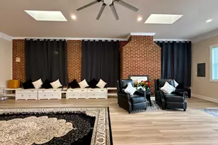 19923 Smith Cir, Ashburn, VA 20147 - Photo 3