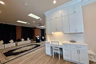 19923 Smith Cir, Ashburn, VA 20147 - Photo 9