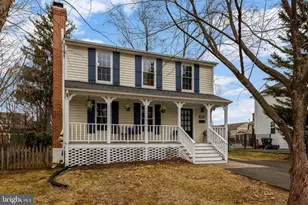 406 Blue Ridge Ave NE, Leesburg, VA 20176 - Photo 3