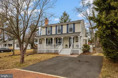 406 Blue Ridge Avenue NE, Leesburg, VA 20176 - Photo 1