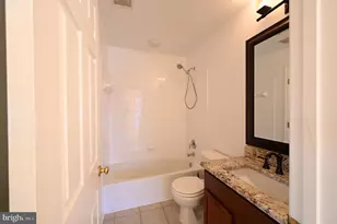 20855 Collingwood Terrace, Sterling, VA 20165 - Photo 19