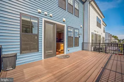 25443 Hartland Orchard Terrace, Chantilly, VA 20152 - Photo 9