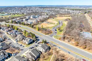 43312 Greyswallow Terrace, Ashburn, VA 20147 - Photo 17