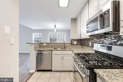 43312 Greyswallow Terrace, Ashburn, VA 20147 - Photo 17