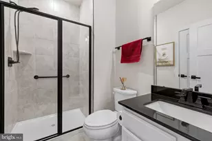 23957 Nightsong Ct, Aldie, VA 20105 - Photo 13