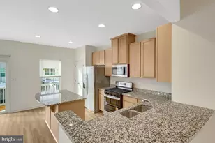 42628 Freistadt Square, Sterling, VA 20166 - Photo 25