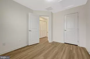 42628 Freistadt Square, Sterling, VA 20166 - Photo 45