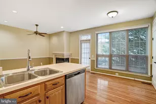 20927 Trinity Square, Sterling, VA 20165 - Photo 11
