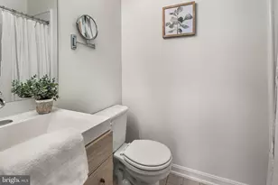 21781 Findon Ct, Ashburn, VA 20147 - Photo 23