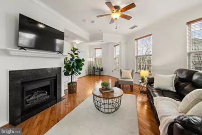 21781 Findon Court, Ashburn, VA 20147 - Photo 9