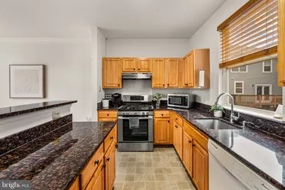 21781 Findon Court, Ashburn, VA 20147 - Photo 5