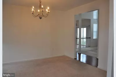 17667 Cleveland Park Drive, Round Hill, VA 20141 - Photo 5