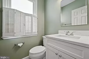 221 Primavera Cir, Sterling, VA 20165 - Photo 9