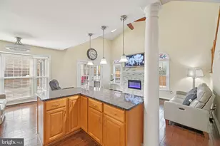 111 Connemara Dr, Sterling, VA 20164 - Photo 13