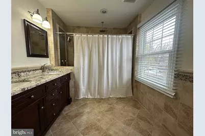 111 Connemara Drive, Sterling, VA 20164 - Photo 9