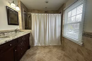 111 Connemara Dr, Sterling, VA 20164 - Photo 9