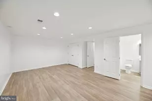 111 Connemara Dr, Sterling, VA 20164 - Photo 53