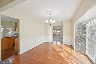 111 Connemara Dr, Sterling, VA 20164 - Photo 9