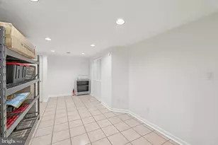 111 Connemara Dr, Sterling, VA 20164 - Photo 59